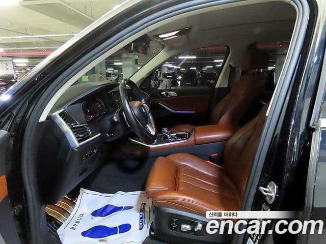 BMW X7 2021 — ფოტო 5/20