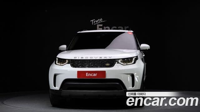 Land Rover Discovery 5 2019 — ფოტო 2/20