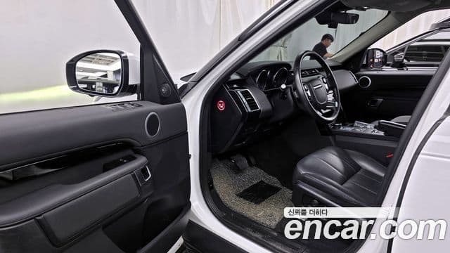 Land Rover Discovery 5 2019 — ფოტო 9/20