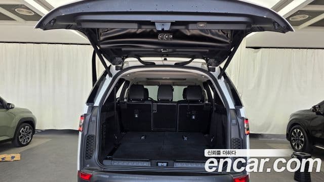 Land Rover Discovery 5 2019 — ფოტო 20/20