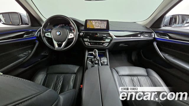 BMW 5 Series 2020 — Фото 10/20