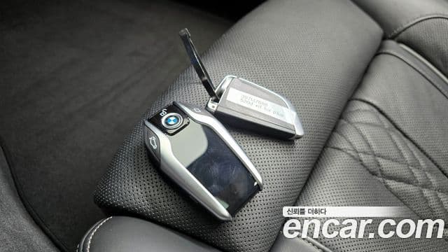 BMW 5 Series 2020 — Фото 15/20