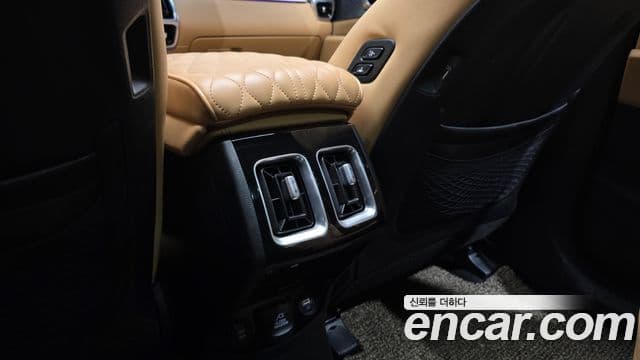 Kia Sorento 2021 — Photo 32/38