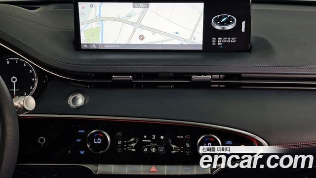 Genesis GV70 2021 — Şəkil 14/20