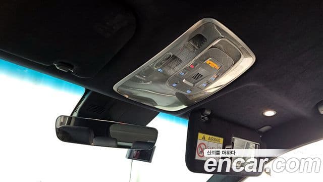 Genesis GV70 2021 — Photo 20/34