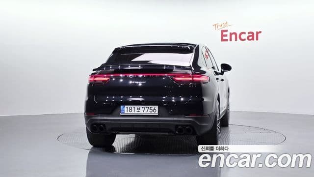 Porsche Cayenne 2020 — Фото 4/20