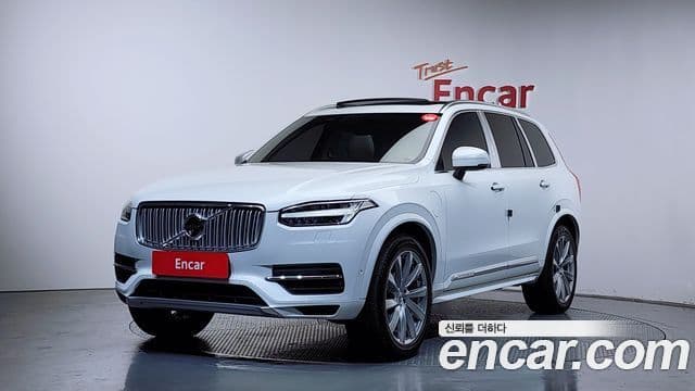 Volvo XC90 2019 — ფოტო 1/20