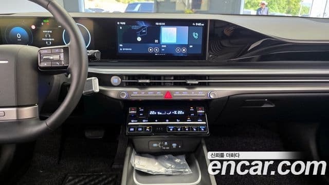 Hyundai Grandeur Hybrid 2024 — Photo 28/31