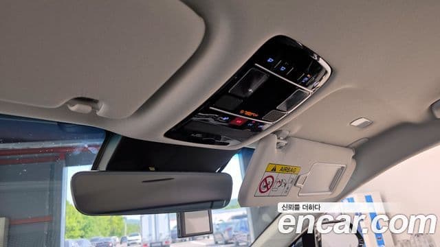 Hyundai Grandeur Hybrid 2024 — Photo 29/31