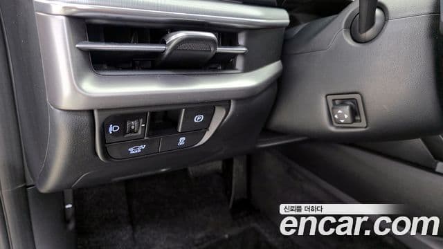 Hyundai Grandeur Hybrid 2024 — Photo 23/31