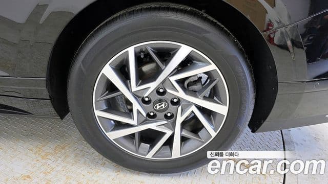 Hyundai Grandeur Hybrid 2024 — Photo 3/31
