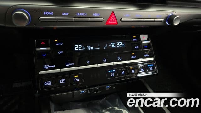 Hyundai Grandeur Hybrid 2024 — Photo 12/31