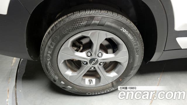Kia Seltos 2021 — ფოტო 5/20