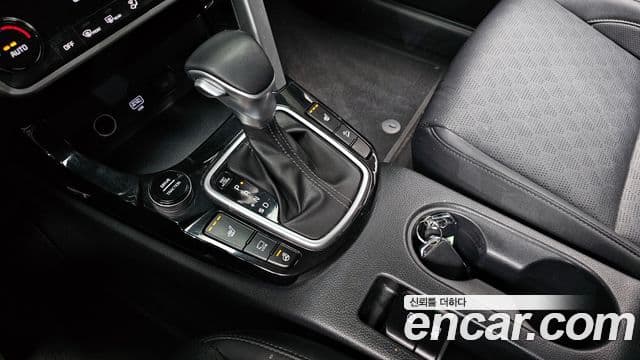 Kia Seltos 2021 — ფოტო 9/20