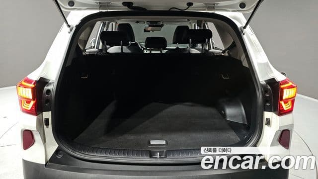 Kia Seltos 2021 — ფოტო 20/20