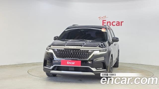 Kia Carnival 2022 — ფოტო 3/20