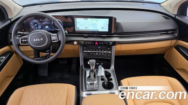 Kia Carnival 2022 — ფოტო 7/20