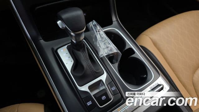 Kia Carnival 2022 — ფოტო 9/20