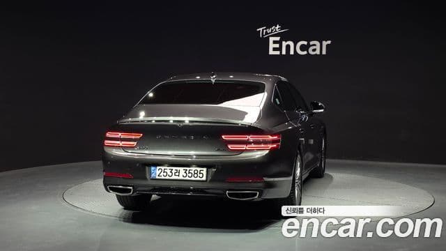 Genesis Electrified G80 2022 — ფოტო 3/20