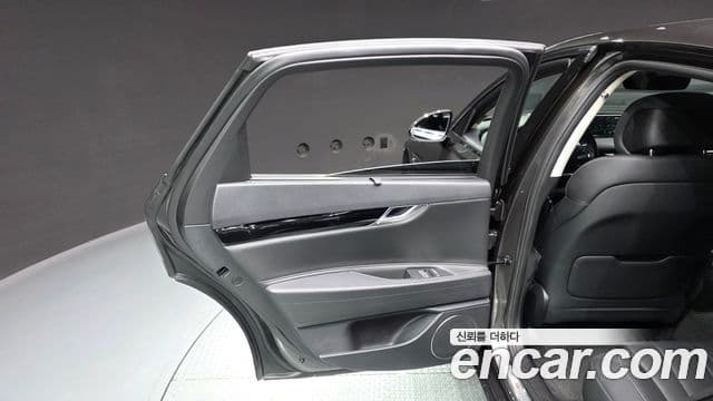 Genesis G80 2022 — Photo 27/39