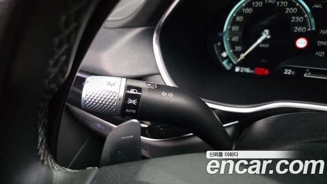 Genesis G80 2022 — Photo 18/39