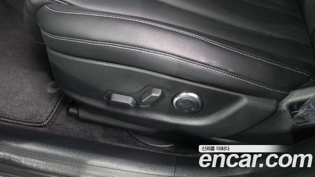 Genesis G80 2022 — Photo 9/39