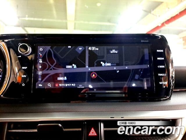 Kia K5 2020 — ფოტო 12/20
