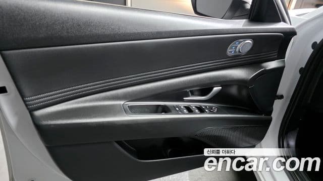 Hyundai The New Avante Hybrid 2022 — Şəkil 29/30