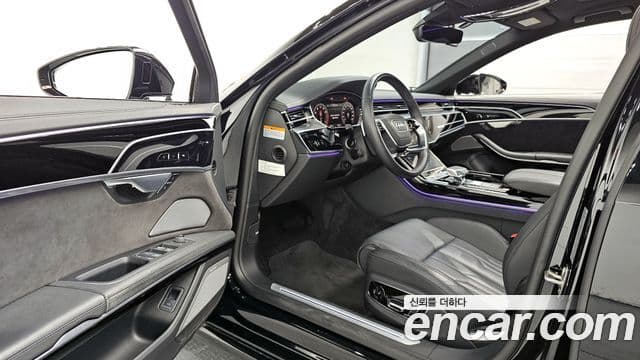Audi A8 2021 — Şəkil 10/20