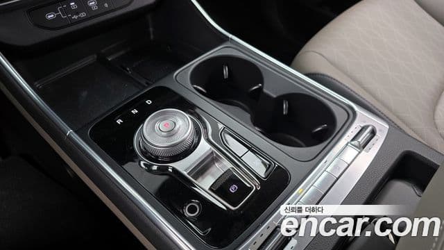 Kia Carnival 2025 — ფოტო 8/33