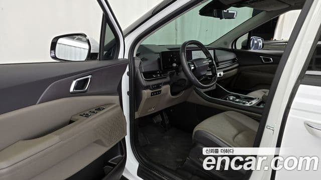 Kia Carnival 2025 — ფოტო 17/33