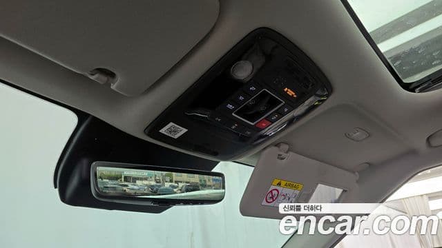 Kia Carnival 2025 — ფოტო 30/33