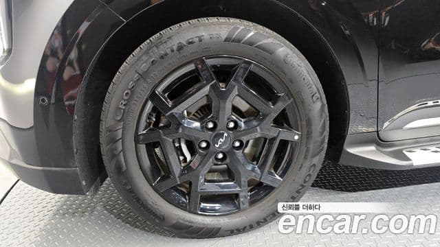 Kia Carnival 2024 — фото 5 из 20