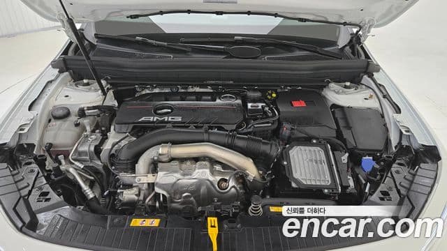 Mercedes-Benz GLB-Class 2025 — Şəkil 5/17