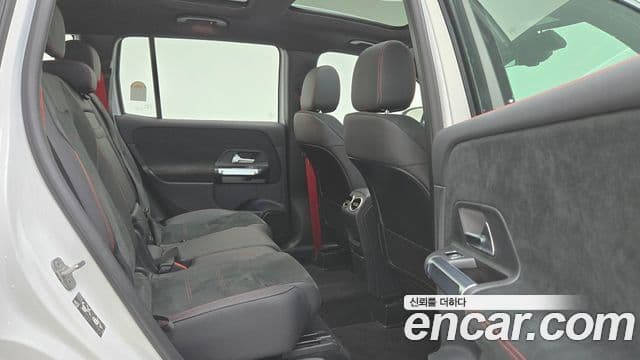 Mercedes-Benz GLB-Class 2025 — Şəkil 8/17
