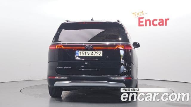 Kia Carnival 2020 — фото 4 из 20