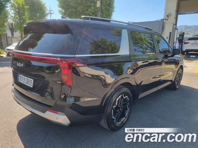 Kia Carnival 2024 — ფოტო 3/20