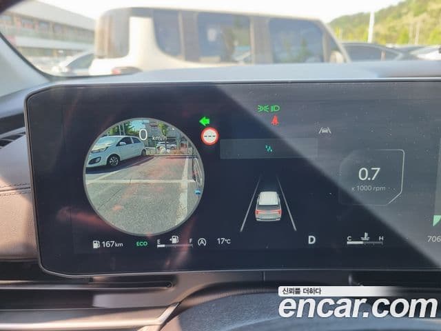 Kia Carnival 2024 — ფოტო 10/20