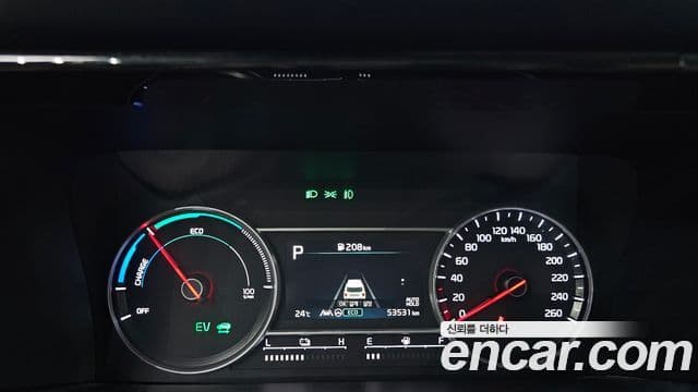 Kia Sorento 2021 — ფოტო 8/20