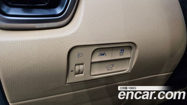 Kia Sorento 2021 — ფოტო 13/20