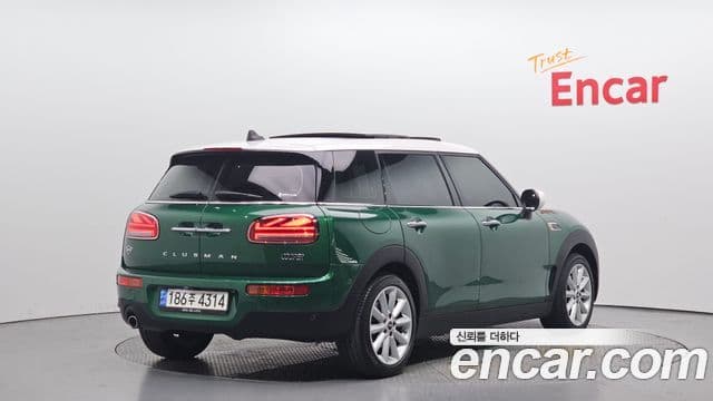 Mini Cooper Clubman 2022 — Şəkil 27/32