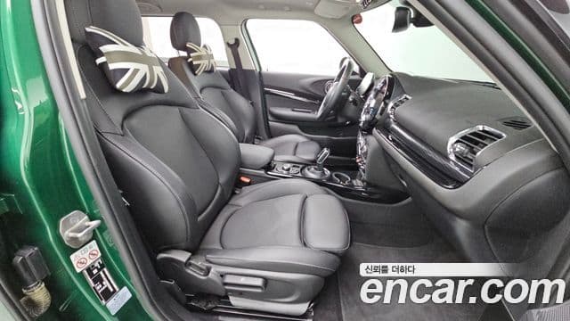 Mini Cooper Clubman 2022 — Şəkil 25/32