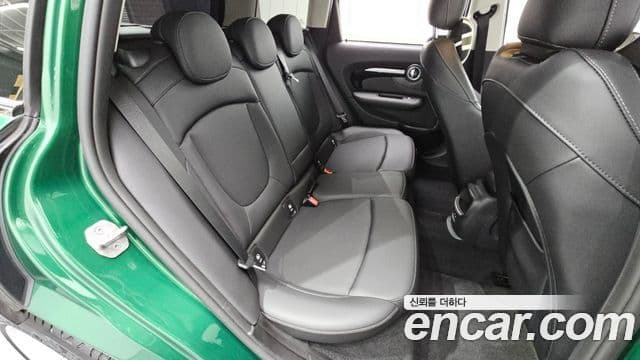 Mini Cooper Clubman 2022 — Şəkil 18/32