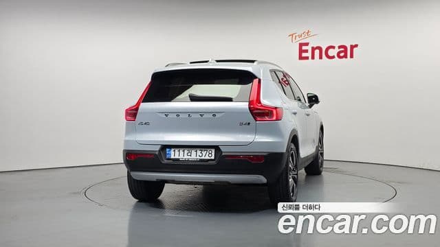 Volvo XC40 2020 — Şəkil 4/20