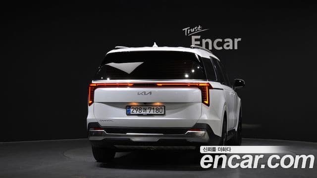 Kia Carnival 2024 — ფოტო 4/20