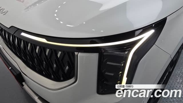 Kia Carnival 2024 — Photo 19/32