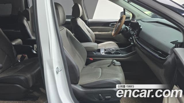 Kia Carnival 2024 — Photo 3/32