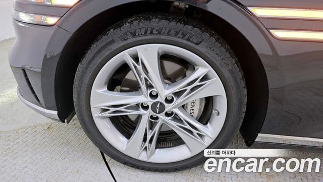 Genesis G90 2023 — ფოტო 9/30