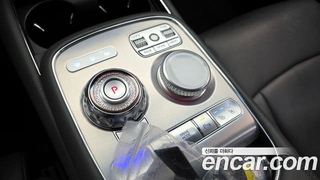 Genesis G90 2023 — ფოტო 4/30