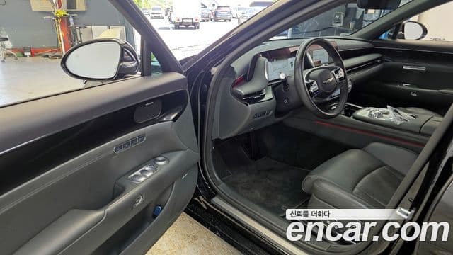 Genesis G90 2023 — ფოტო 14/30